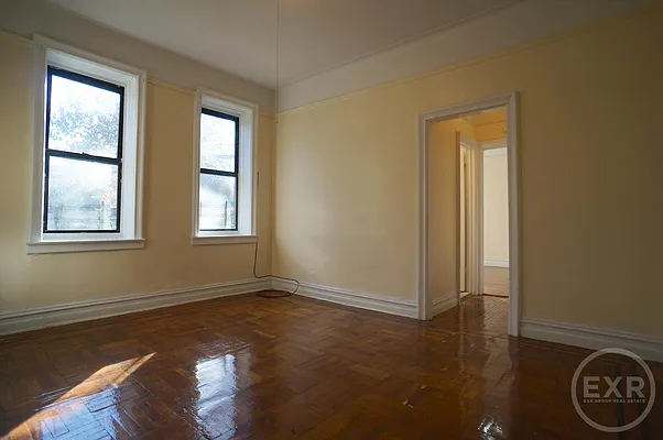 Rented by EXR | media 2