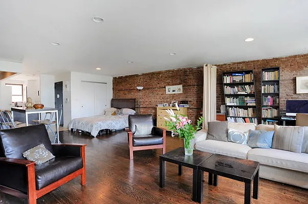 Rented by Town Residential | media 20