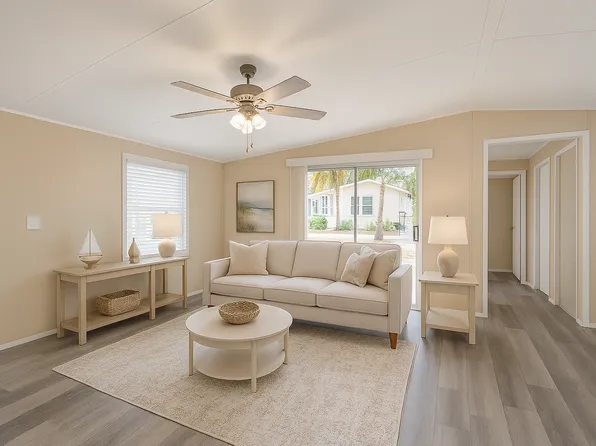 125 Sky Ridge Dr #426, Valrico, FL 33594