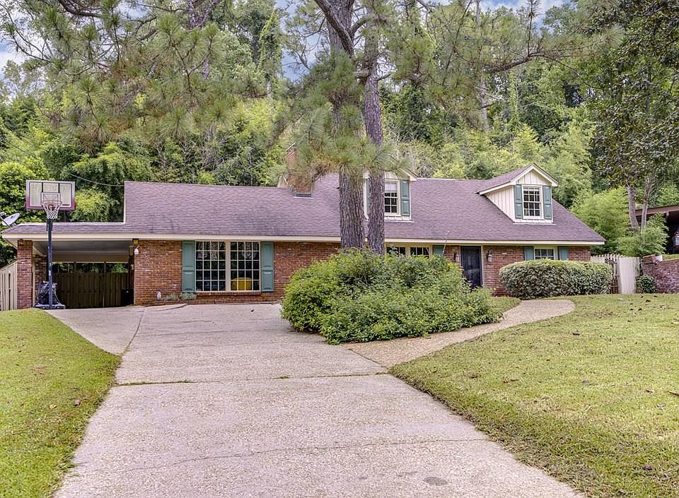 1st image of 354 Marian Ln