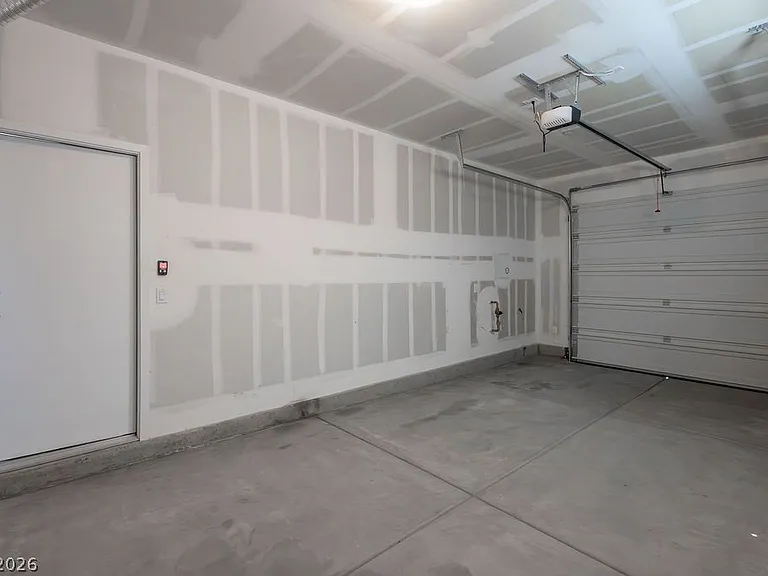 621 Camilla Creek St — Photo 11
