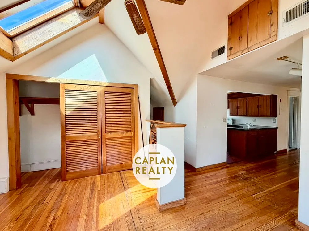2 bed, $2,295 — Photo 4