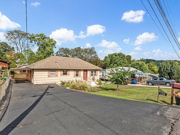 5th image of 115 Laurel Dr