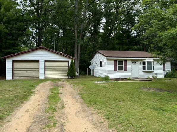 17272 Hanna St, Wellston, MI 49689