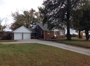 17455 Old State Rd, Evansville, IN 47725