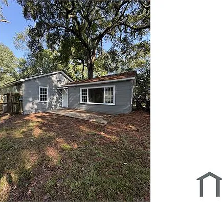 3 bed, 1200 sqft, $1,200 — Photo 3
