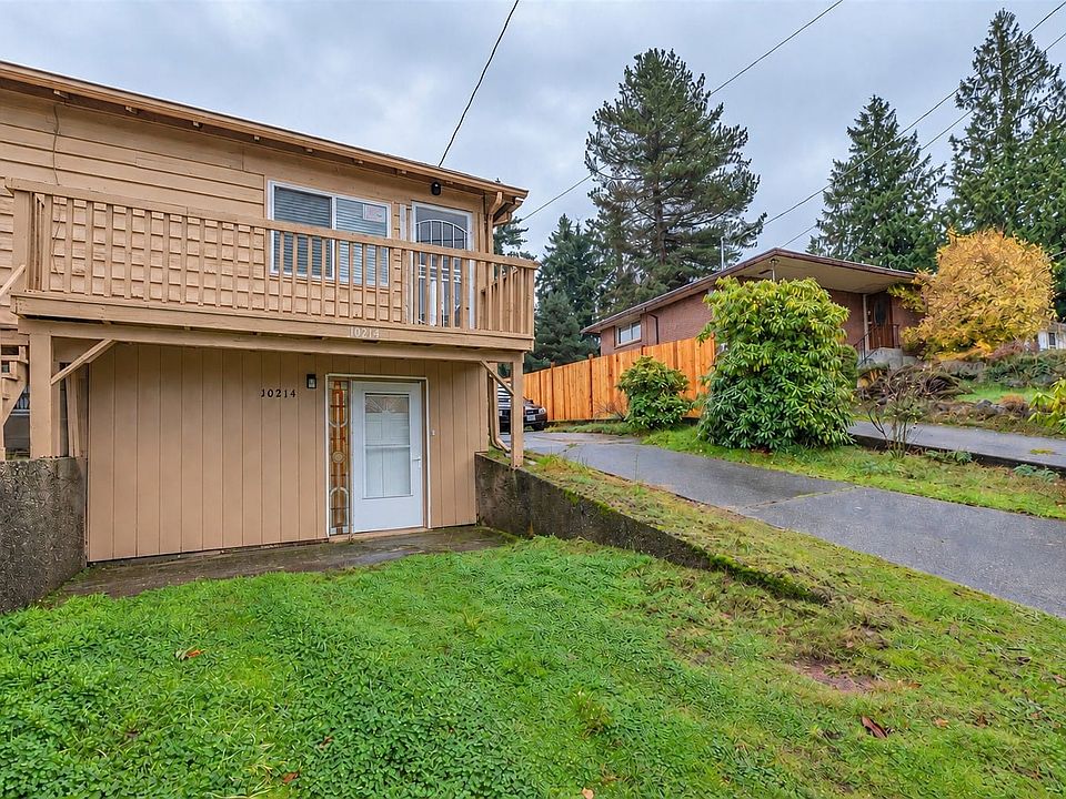 1st image of 10214 4th Ave SW #B