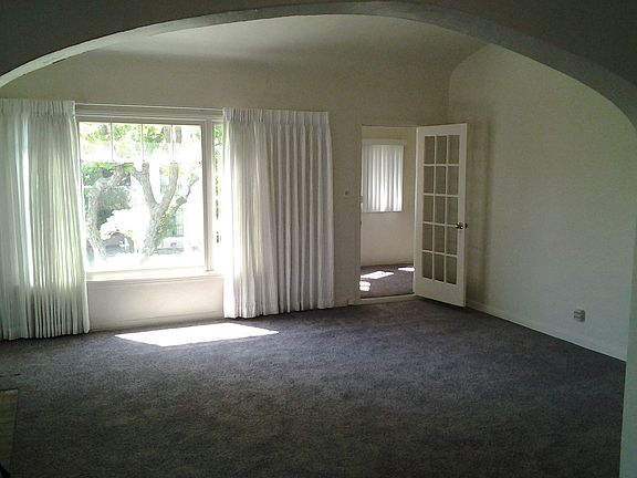 3rd image of 1292 S Cloverdale Ave