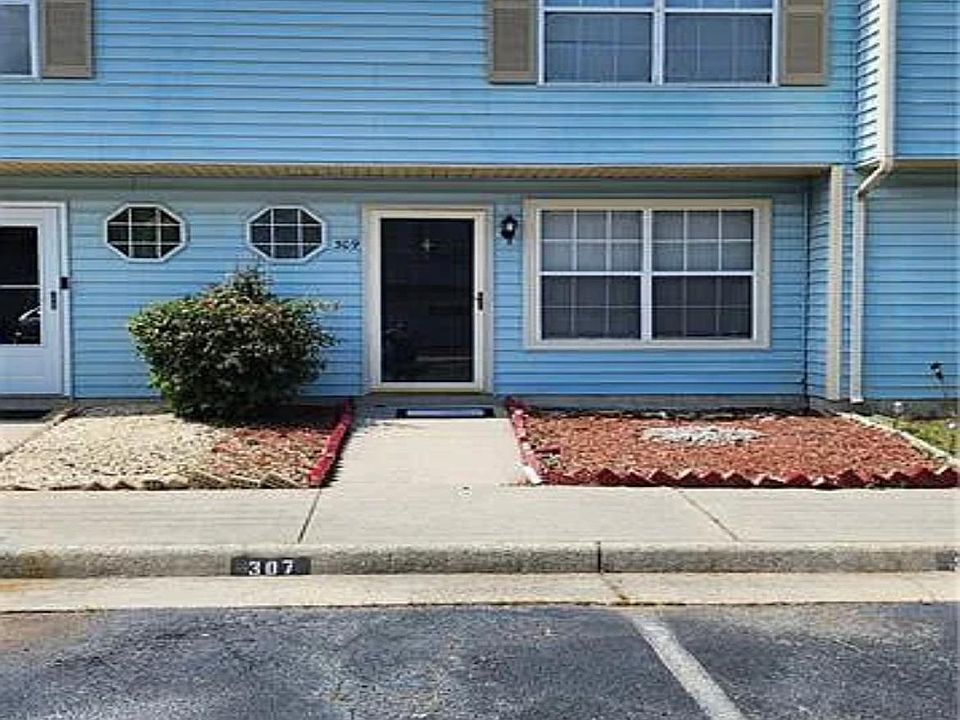 1st image of 309 Gaylor Ln