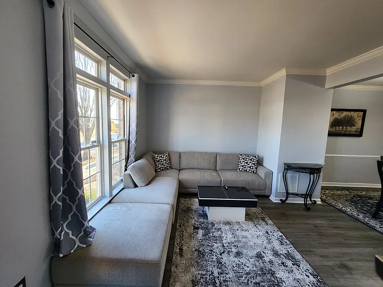 2068 Lockwood Dr — Photo 17
