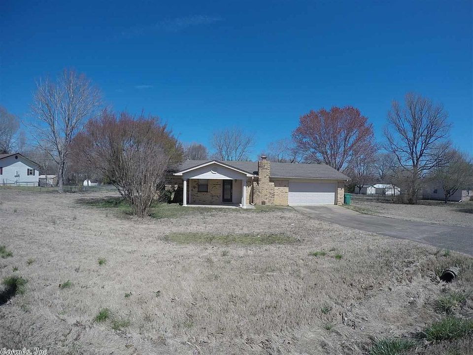 2nd image of 107 Orchid Dr