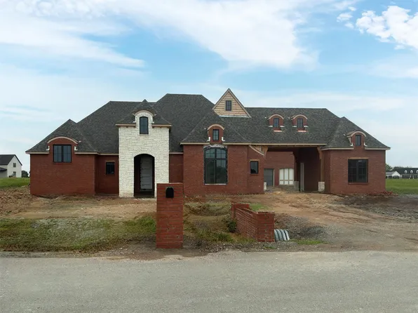 31719 E Two Socks Dr, Broken Arrow, OK 74014