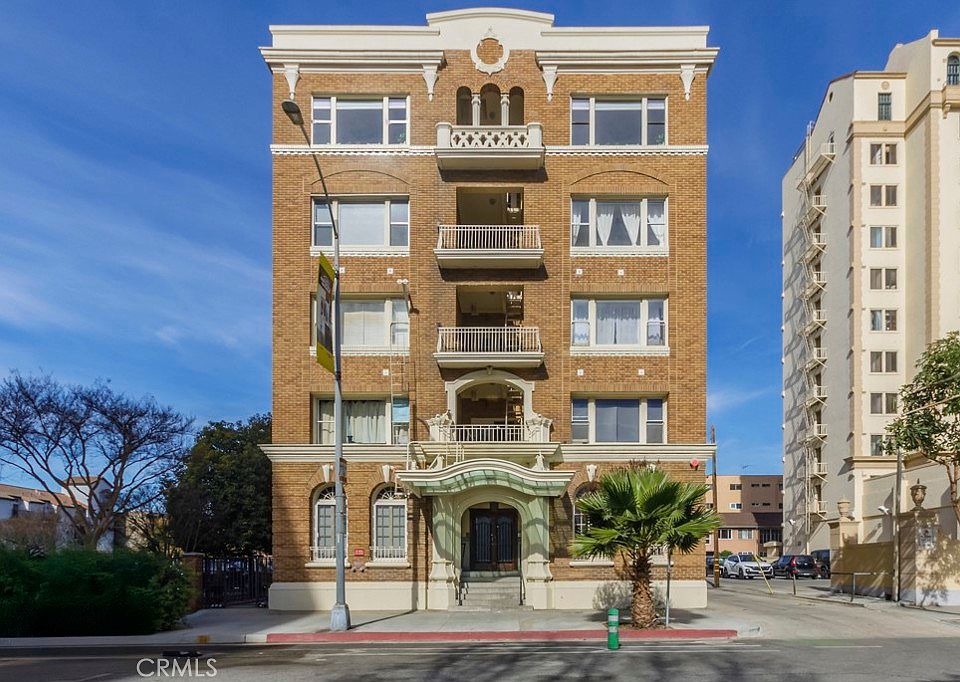 1st image of 325 W 3rd St Unit 310