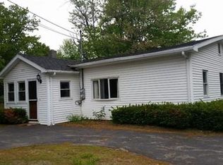 713 Chester Rd, Auburn, NH 03032