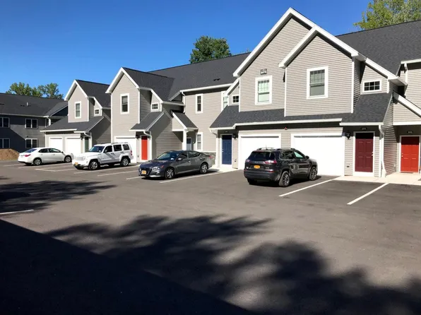 2076 Community Ln #207, Ontario, NY 14519