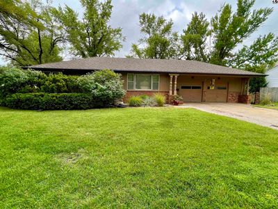 123 Carlton Rd, Hutchinson, KS, 67502