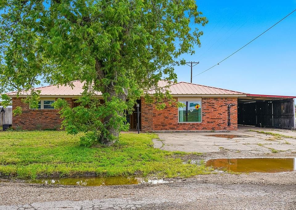 1st image of 1435 Bandera Dr