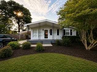 1105 Francis Marion Dr, Wilmington, NC 28412