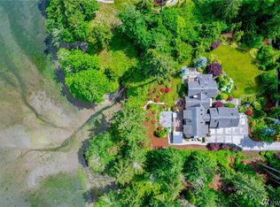 10374 NE Country Club Rd, Bainbridge Island, WA 98110