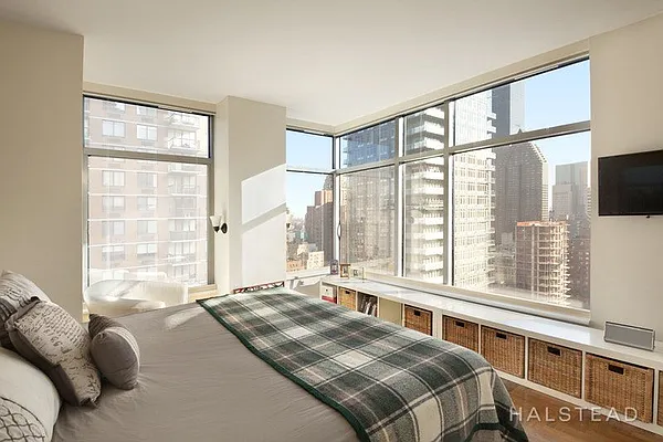 Rented by Halstead Real Estate | media 5