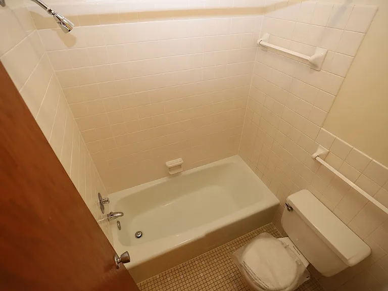 9300 Old Cedar Ave S — Photo 16