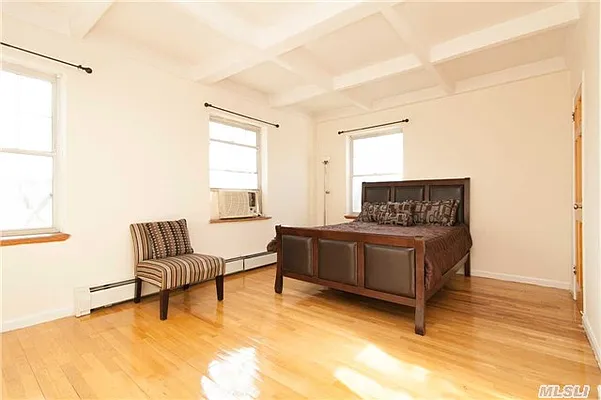 Sold by Century 21 American Homes | media 11