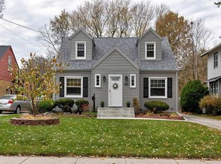 3104 49th St, Des Moines, IA 50310