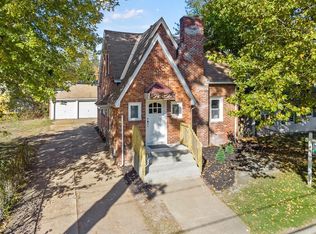 1164 Sumner Ave, Springfield, MA 01118