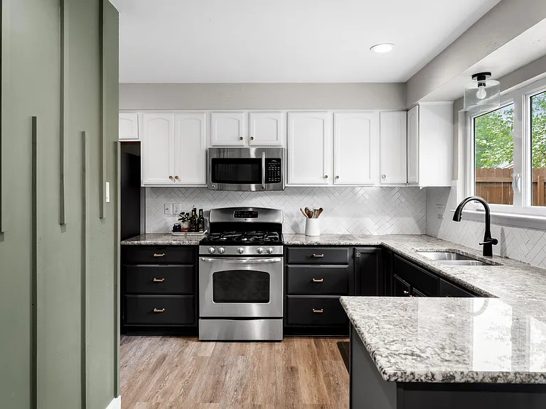 11600 Parkfield Dr — Photo 14