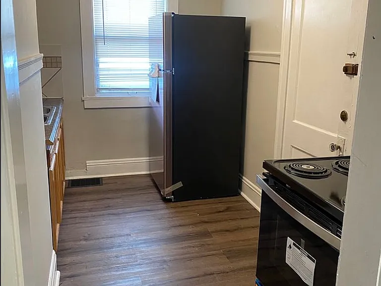 10116 Baltic Rd #2 — Photo 9