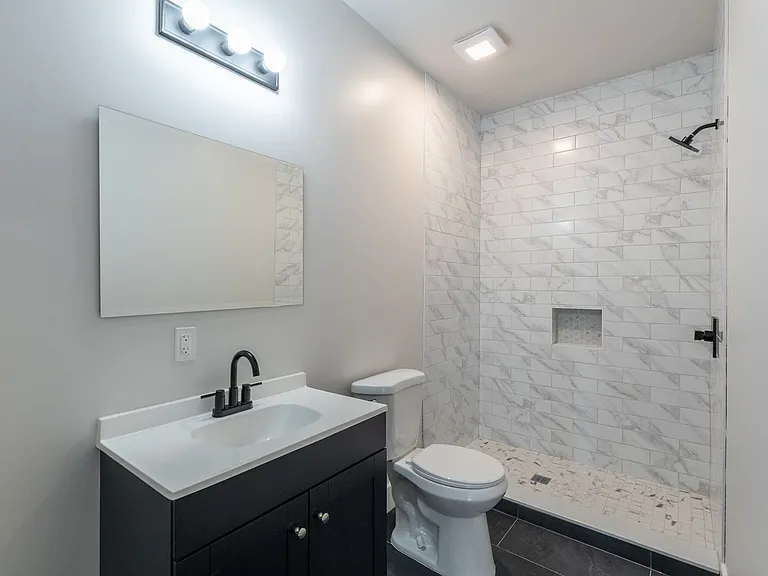 213 French St — Photo 26