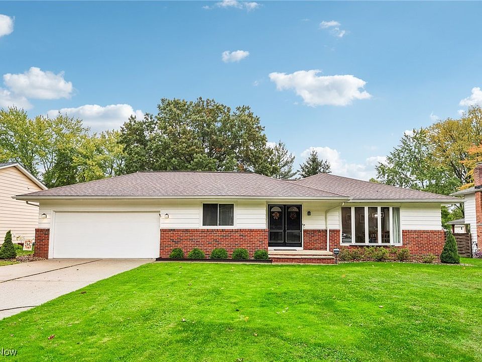 1st image of 6437 Woodbury Dr