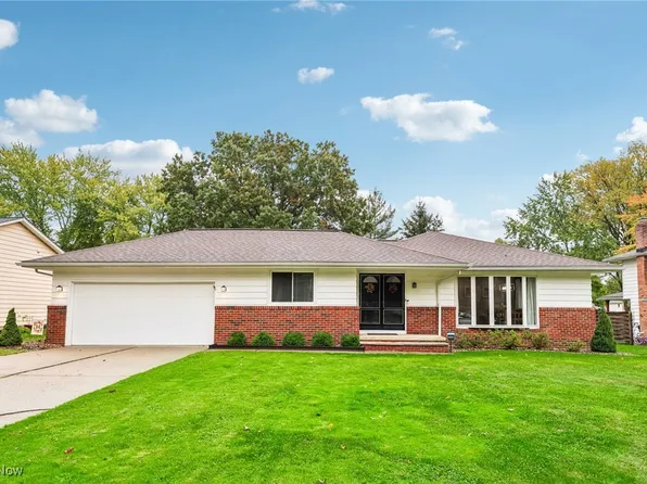 6437 Woodbury Dr, Solon, OH 44139
