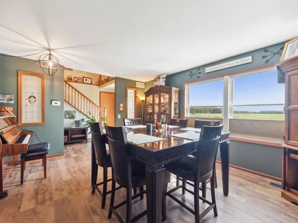 169 Tar Pike Rd, Blanchester, OH 45107