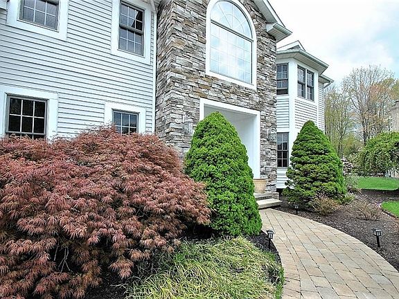 2nd image of 6737 Ayleshire Dr