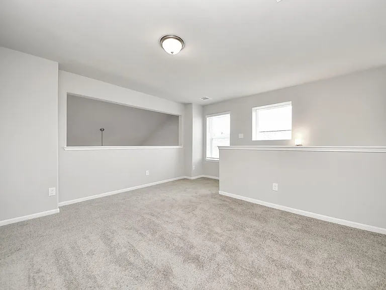22826 Xanthos St — Photo 38