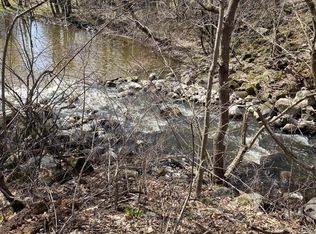 2532 Victoria Dr, Manitowoc, WI 54220