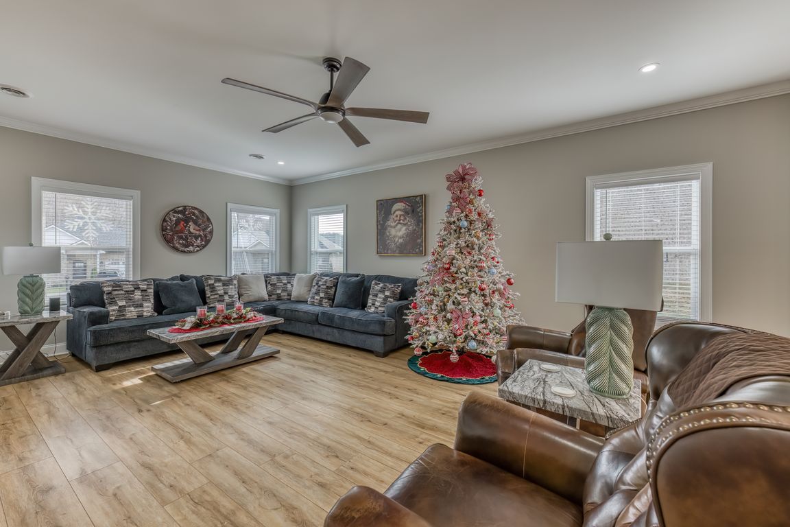 next background image