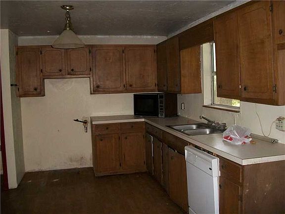 4th image of 194 Madison St #2415