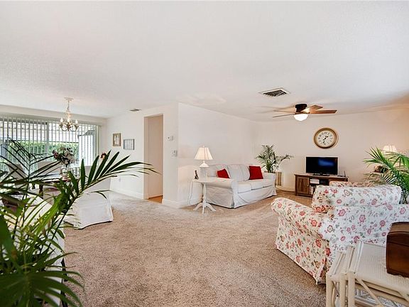4th image of 8206 Woodsong Row