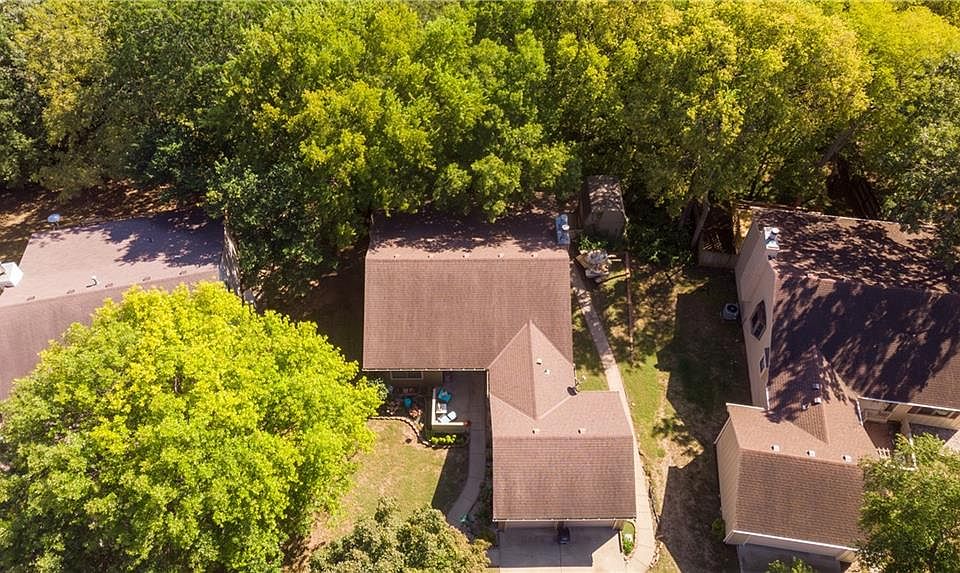 1st image of 1216 Hampton Dr