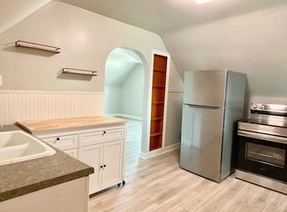 1403 Columbus Ave #2, Grand Haven, MI 49417