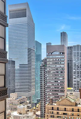 Sold by Nest Seekers International | media 4