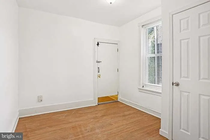 1522 N Frazier St — Photo 7