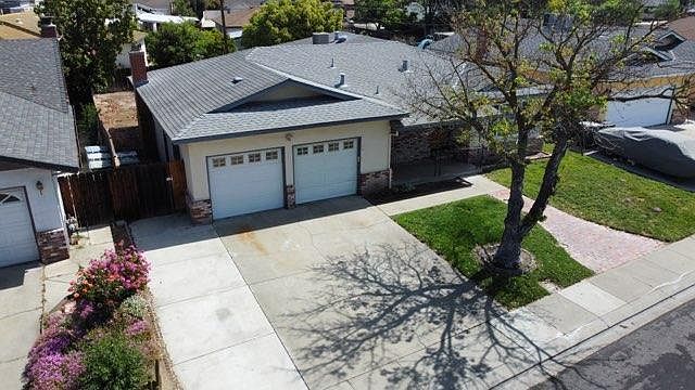 1st image of 446 N Powers Ave