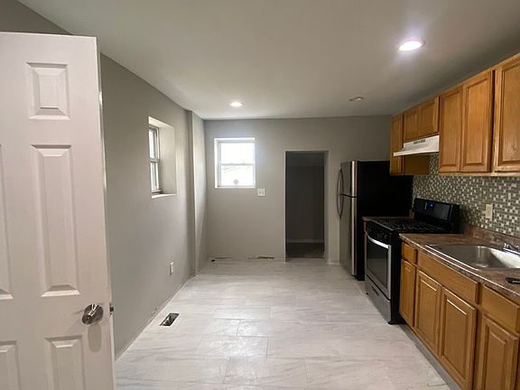 4th image of 6969 Rodney St