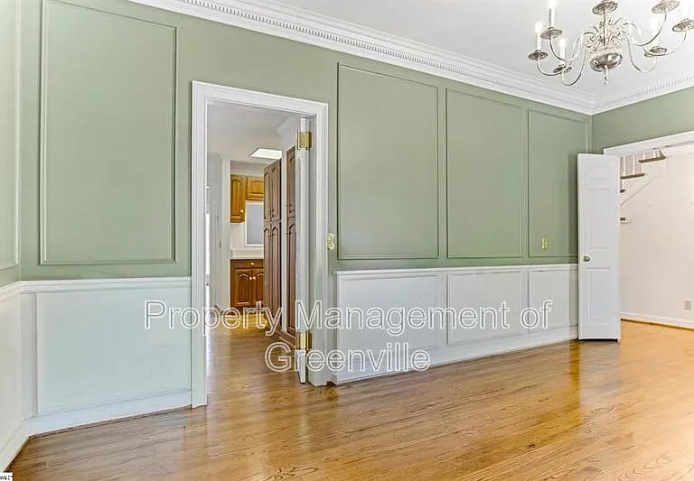 110 Kilkenney Ct — Photo 8