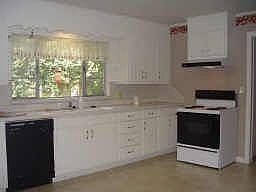 Spacious Kitchen
