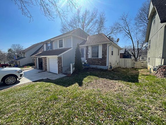 3rd image of 8518 Valley View Dr