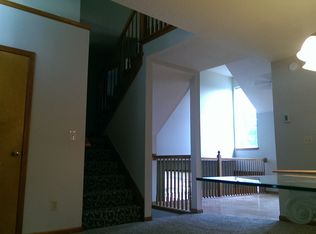 505 NE Springbrook Ct, Blue Springs, MO 64014